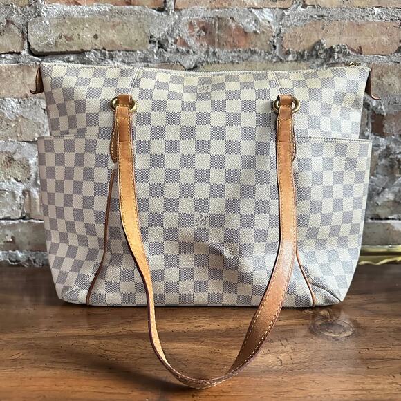 Louis Vuitton Damier Azur Totally MM Tote Bag - Picture 2 of 16